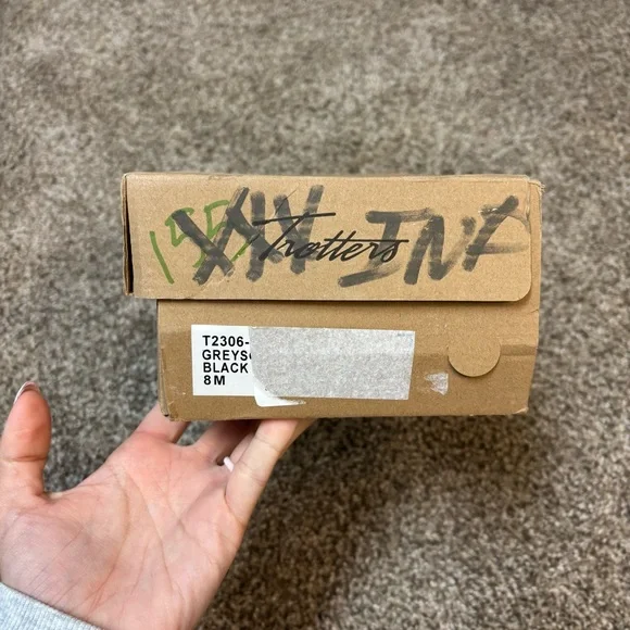 Trotters Greyson Leather Flat Loafers Black Office Wear NEW - Picture 9 of 9